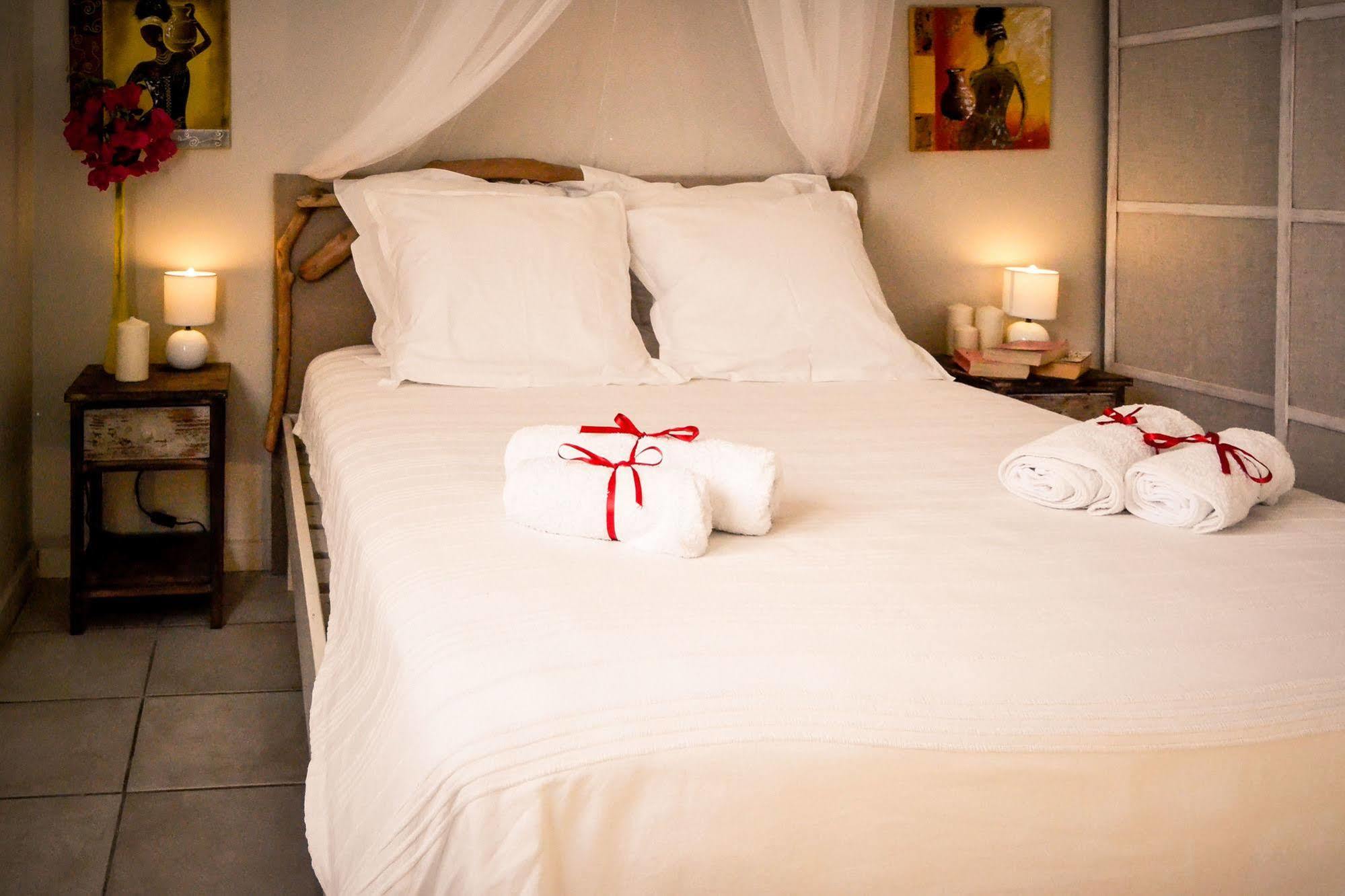 Harmonie Creole Couette-café