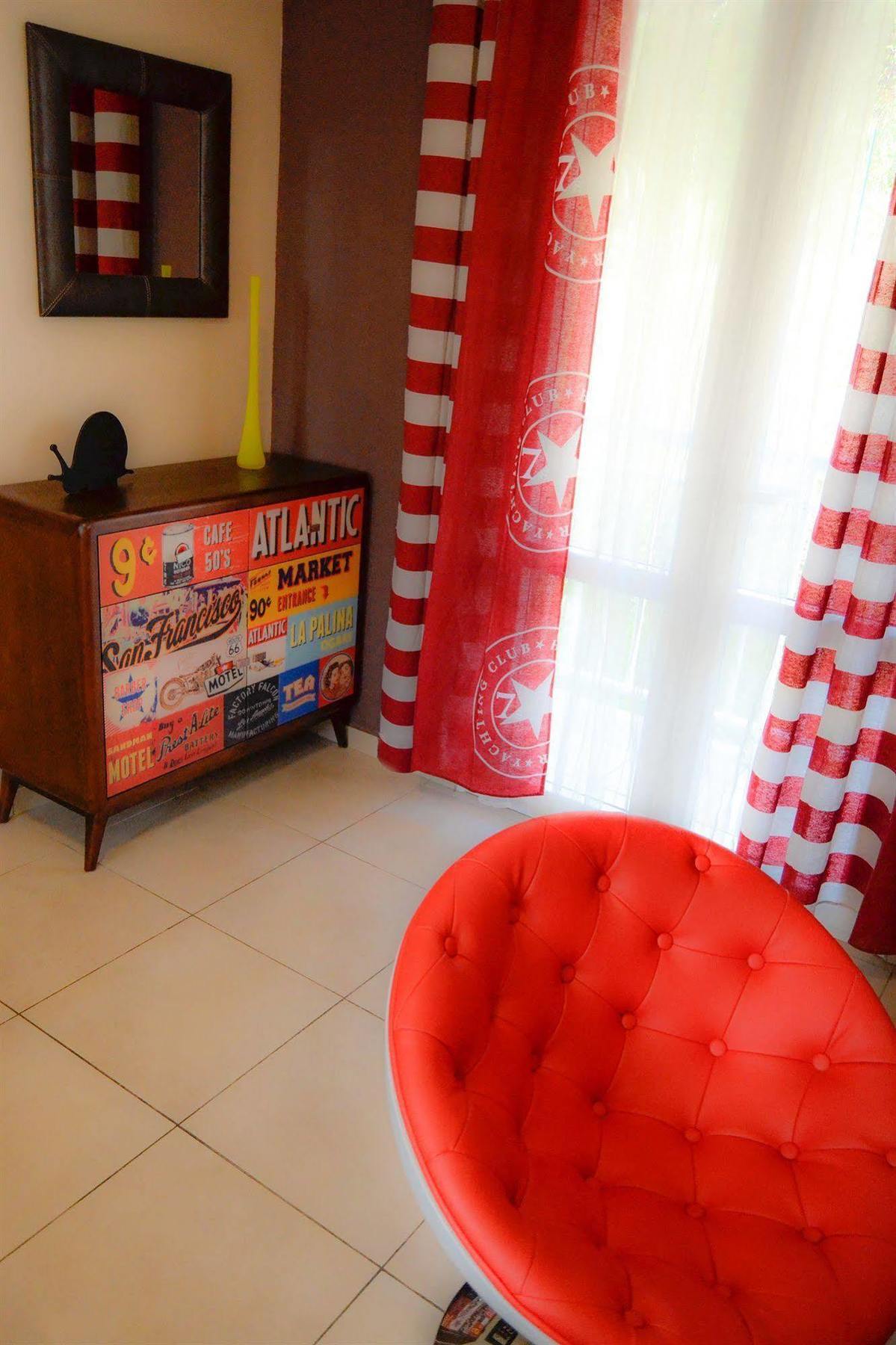 Harmonie Creole Couette-café Bouillante